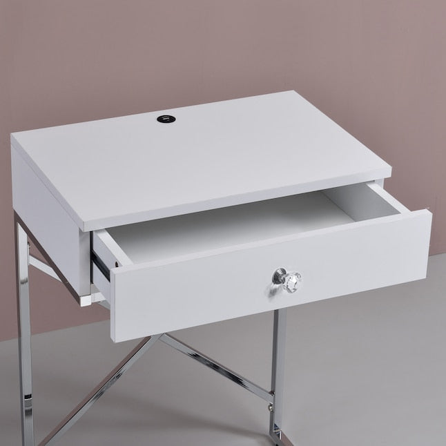 Kylie End Table with USB Port in Glossy White