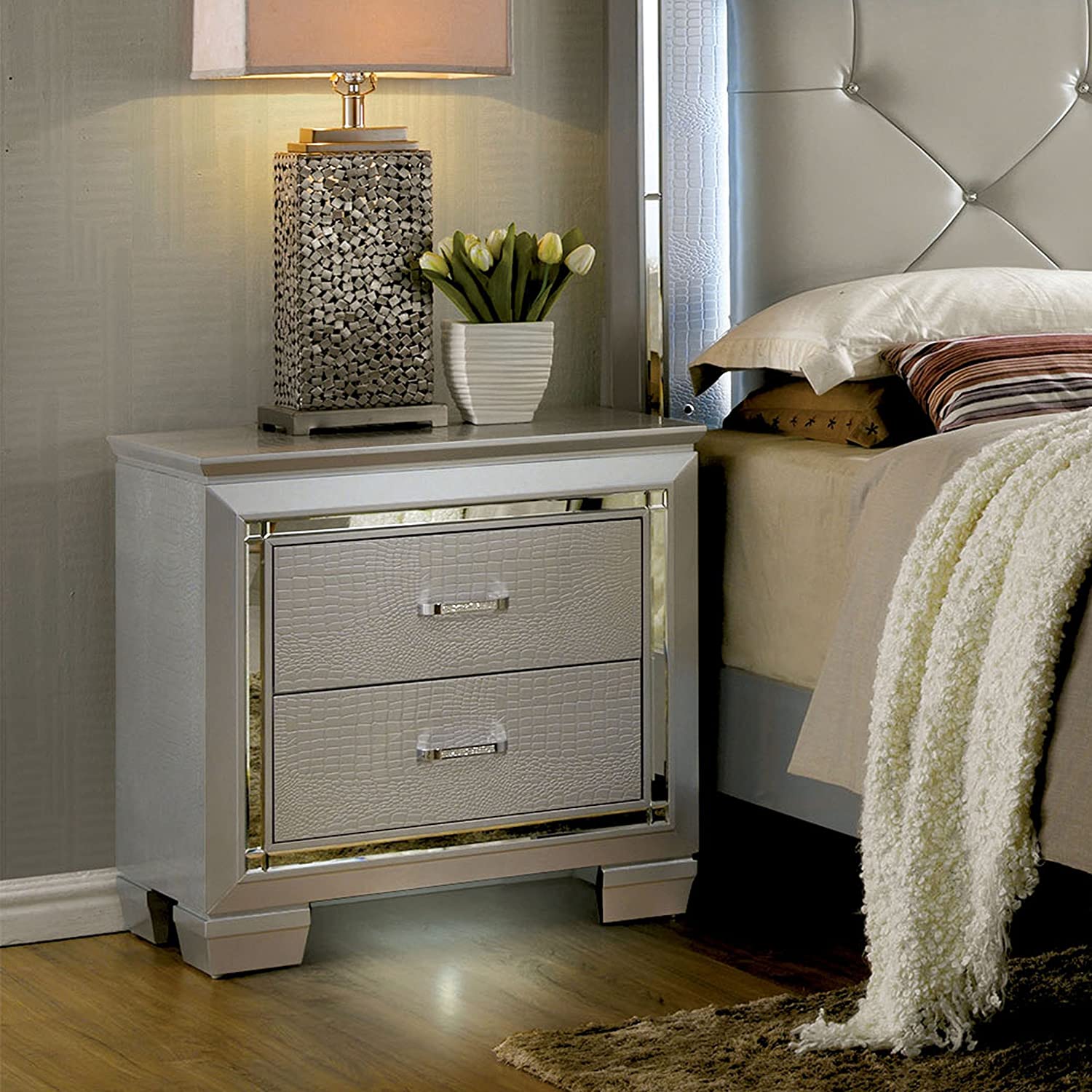 Balitoria Contemporary 2-Drawer Nightstand in Silver