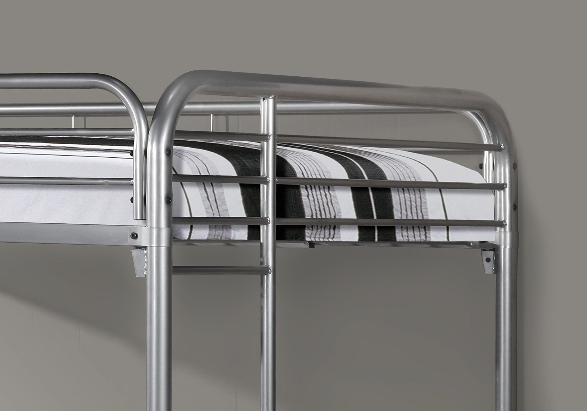 Bunk Bed - Full / Full Size / Silver Metal