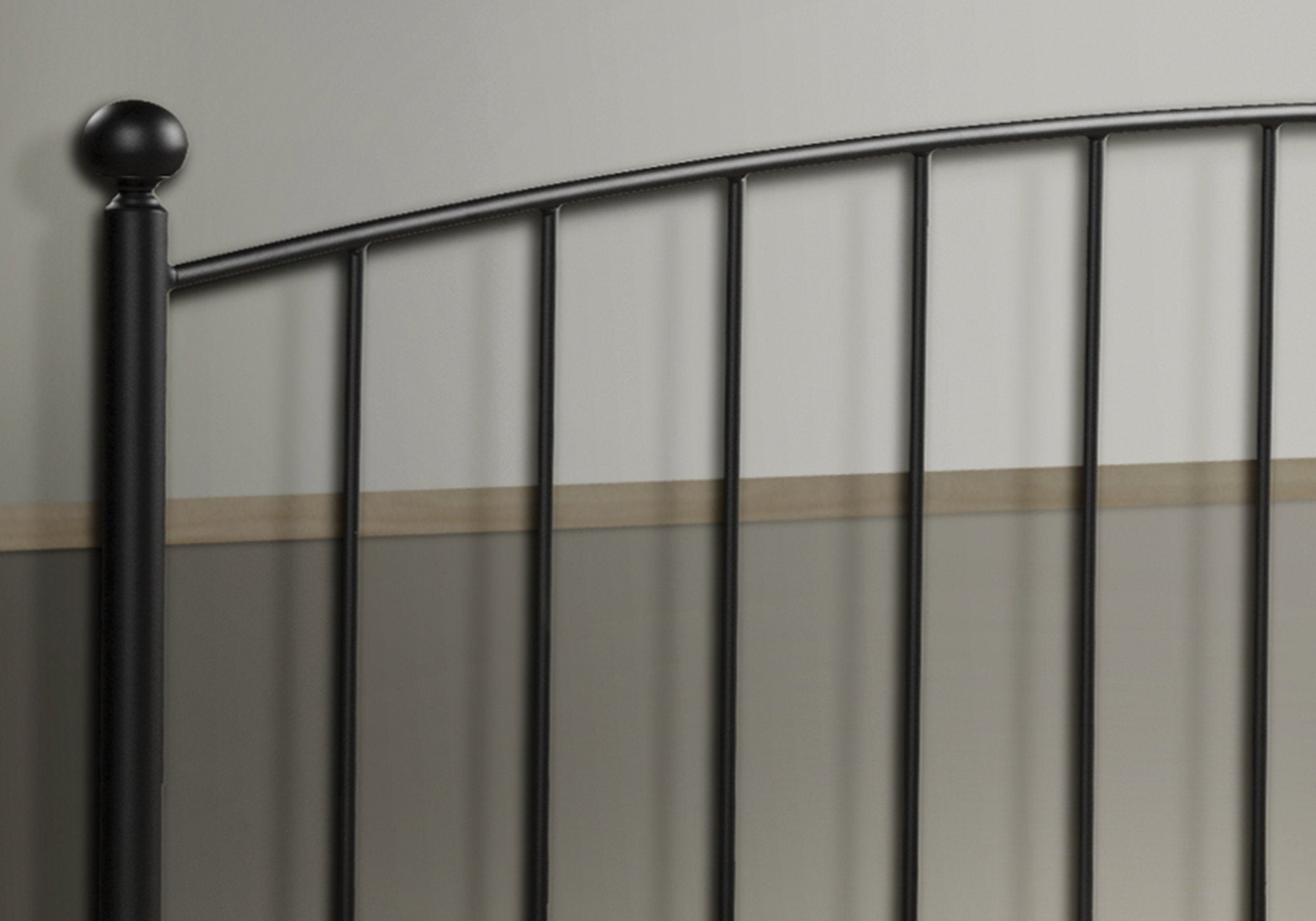 Bed - Queen Or Full Size / Coffee Headboard Or Footboard