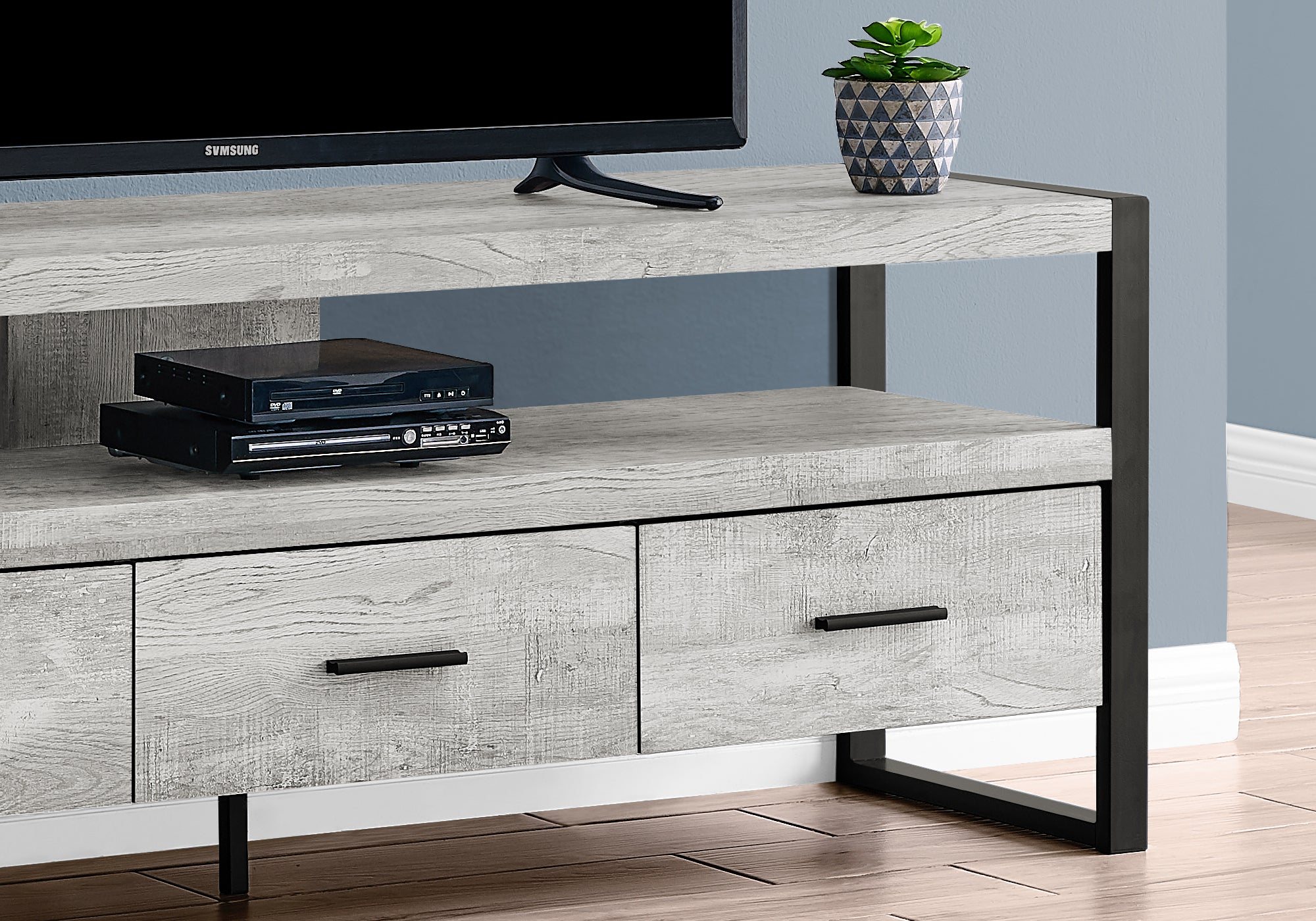 Tv Stand - 60L / Grey Reclaimed Wood-Look / 3 Drawers
