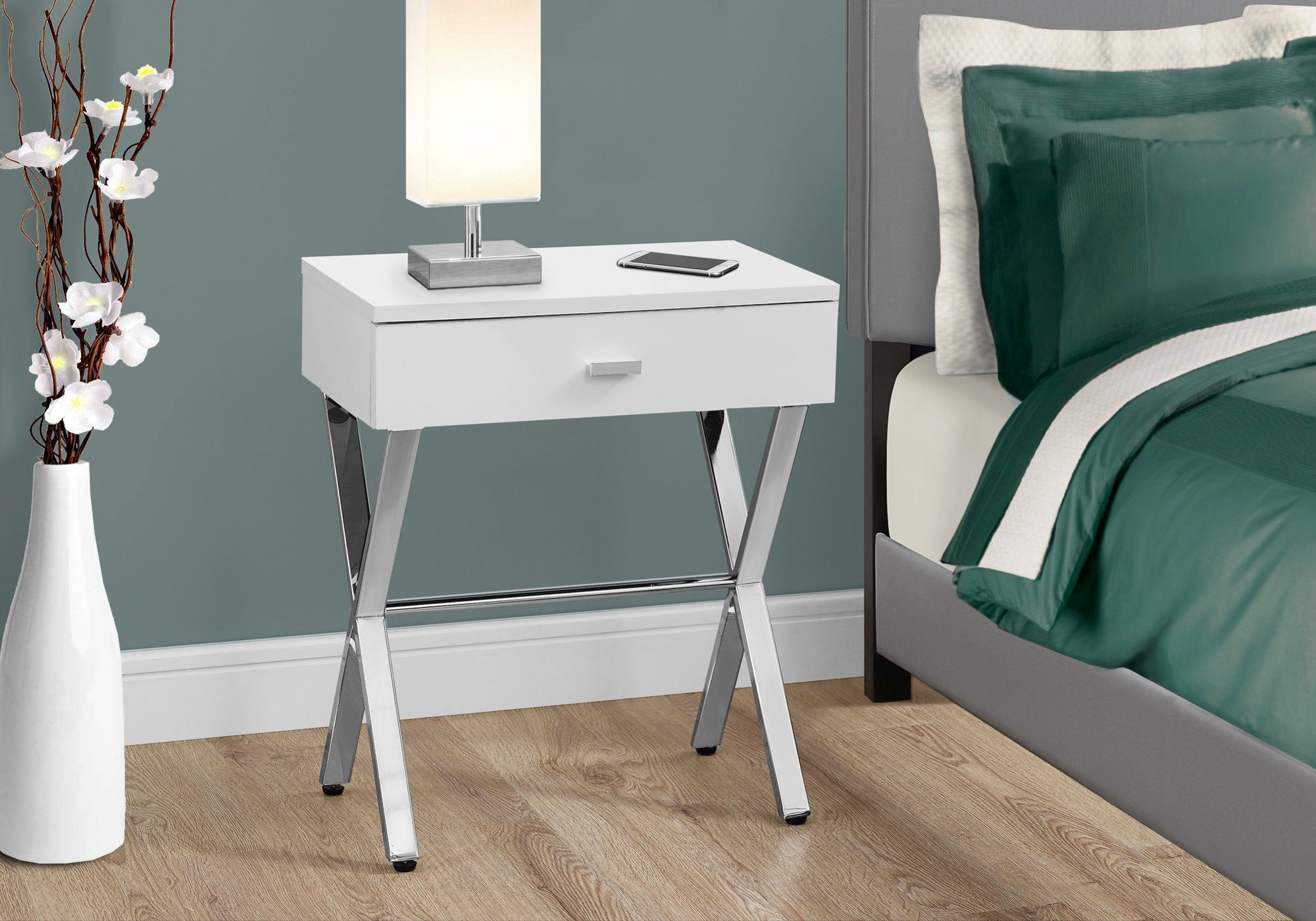 Accent Table - 24H / Glossy White / Chrome Metal