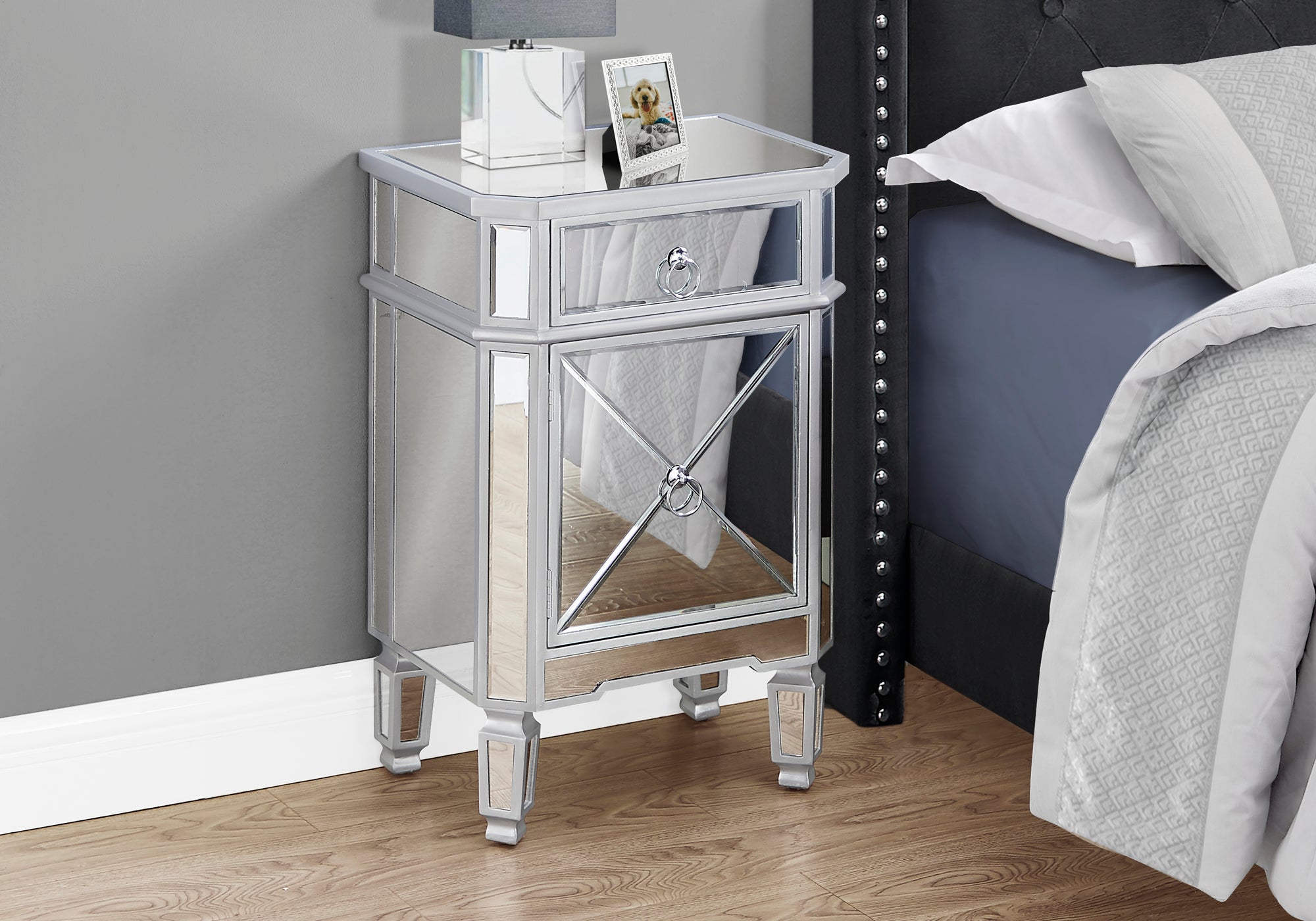 Accent Table - 28H / Mirror / Silver With Storage