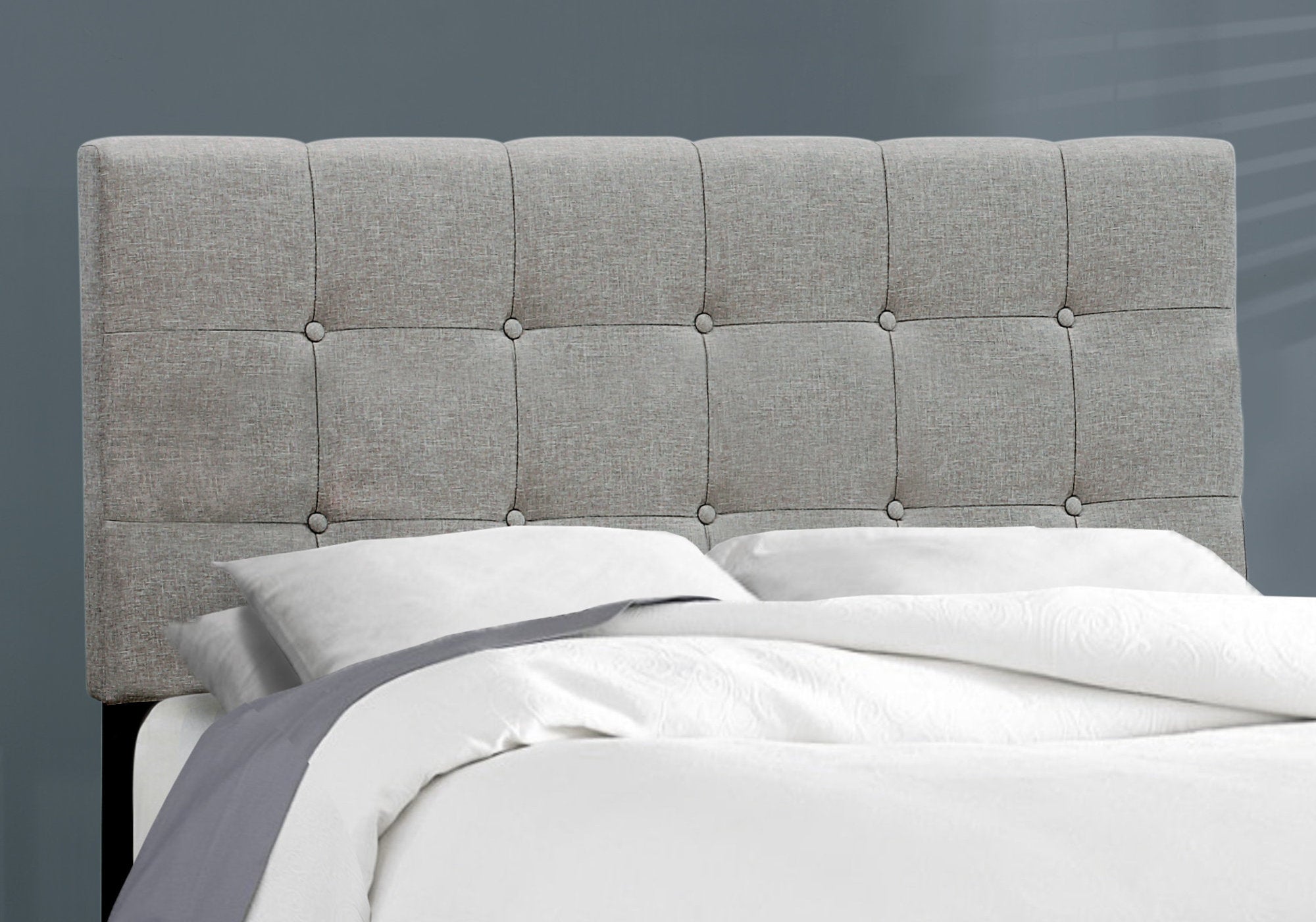 Bed - Full Size / Grey Linen