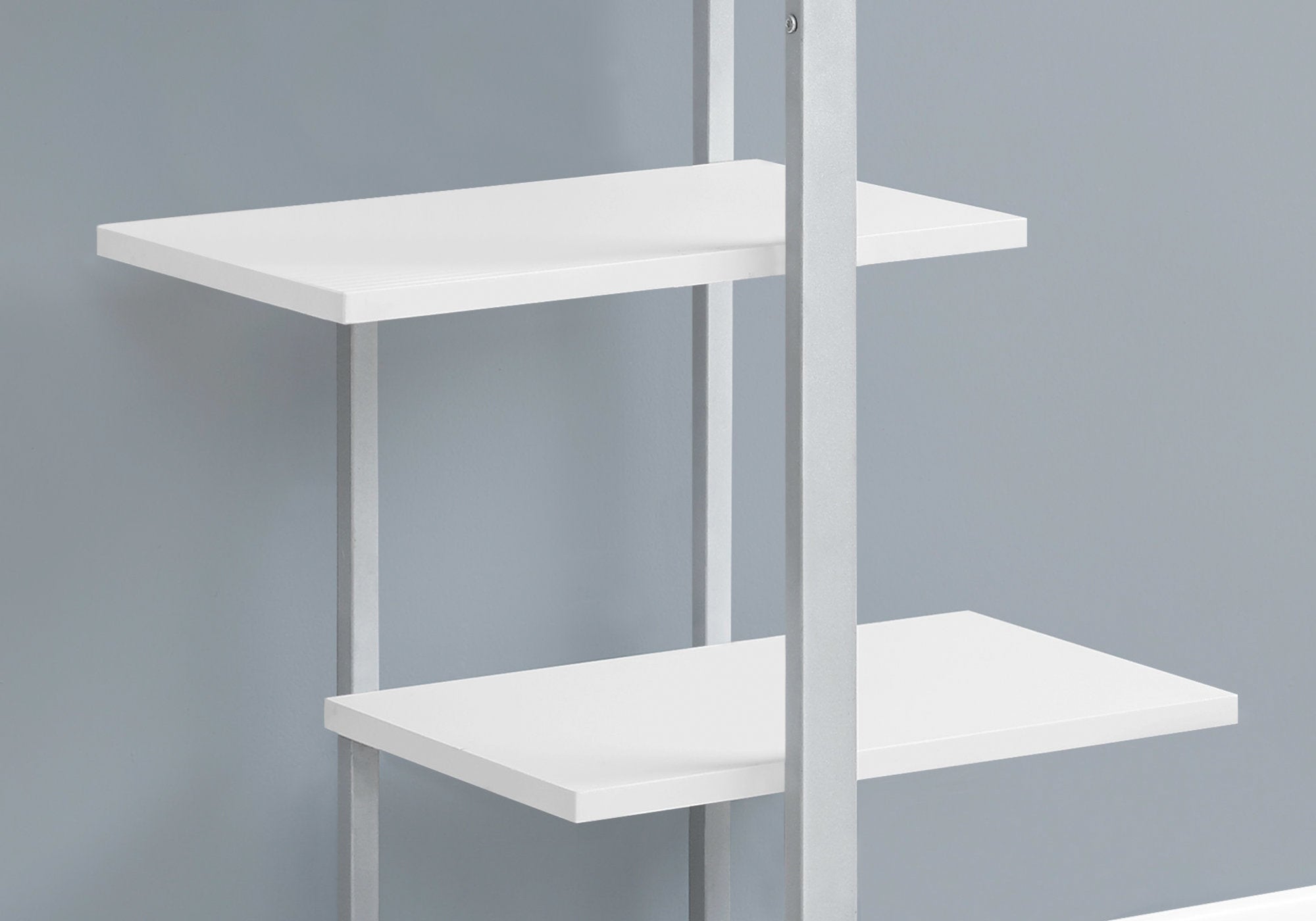 Bookcase - 60H / White / Silver Metal
