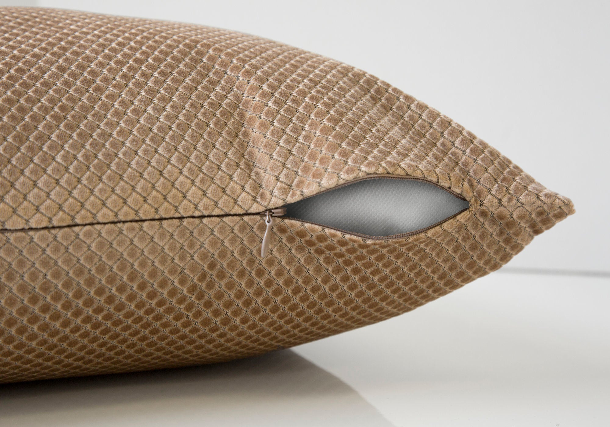 Pillow - 18X 18 / Beige Diamond Velvet / 1Pc