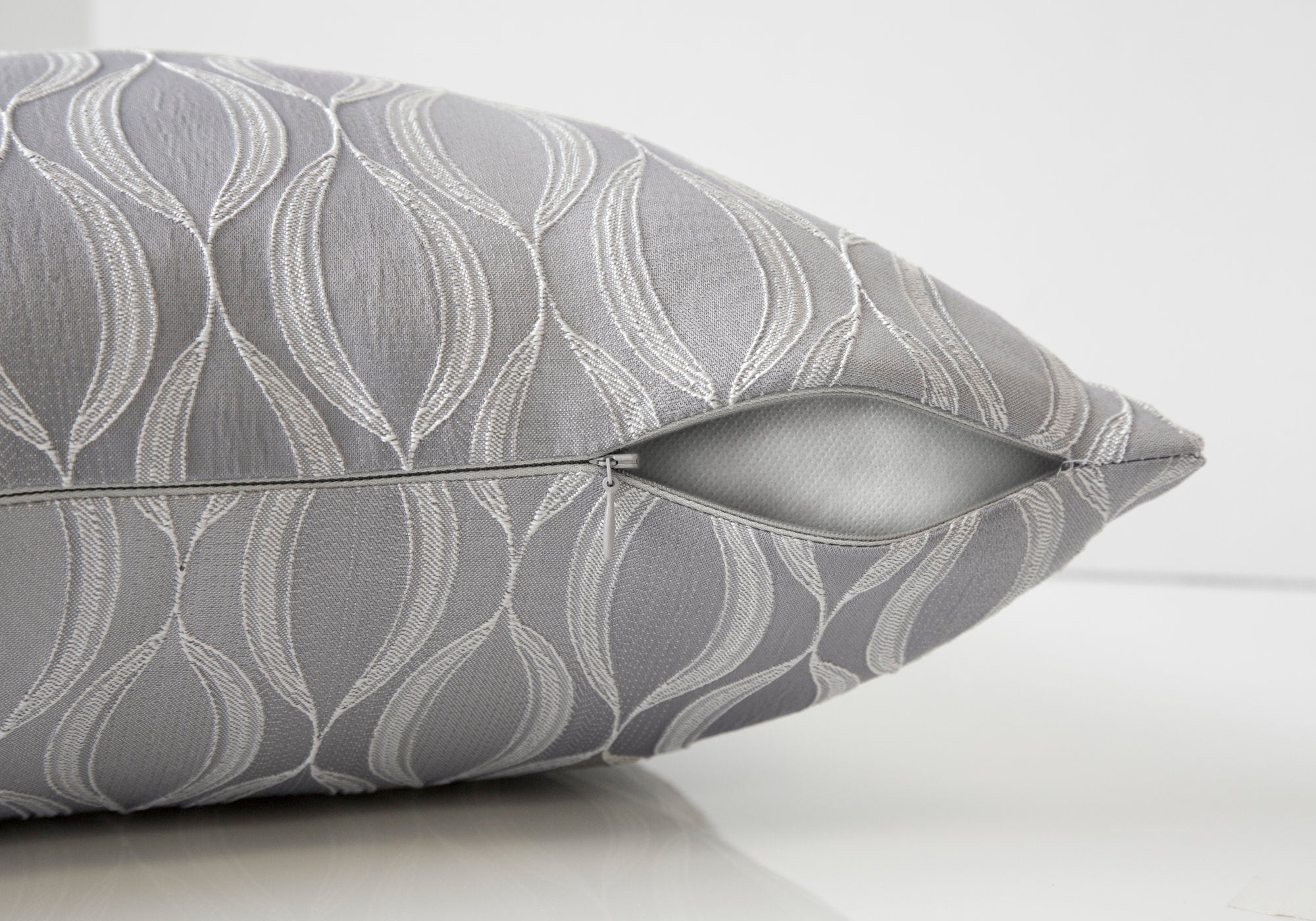 Pillow - 18X 18 / Grey Wave Pattern / 1Pc