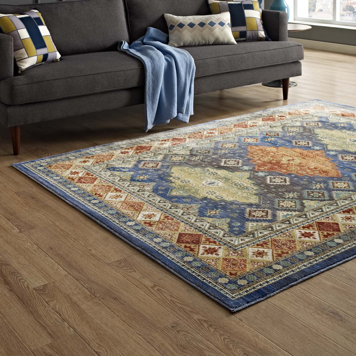 Atzi Distressed
Southwestern Diamond Floral 8x10 Area Rug
