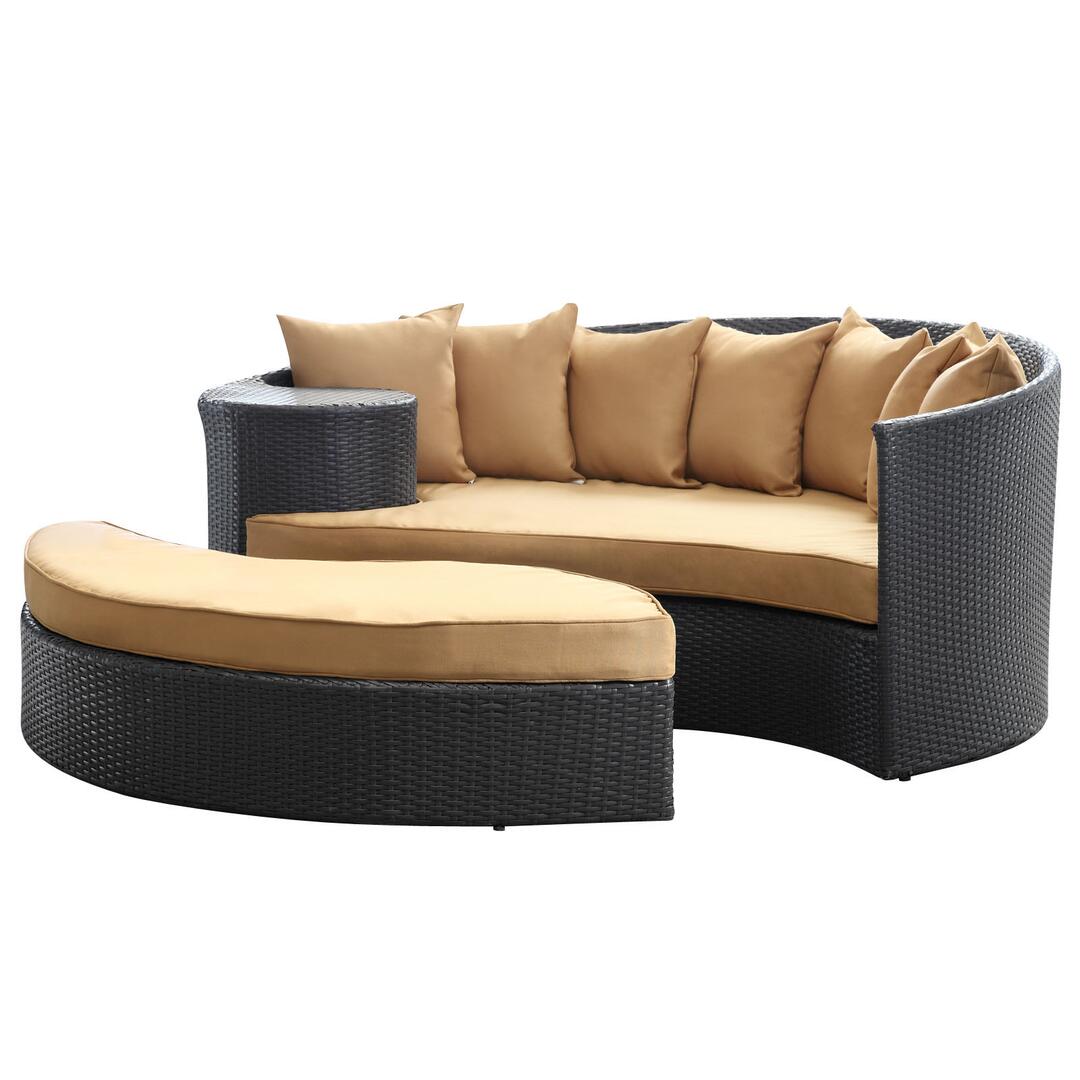 Taiji Outdoor Patio Wicker Daybed