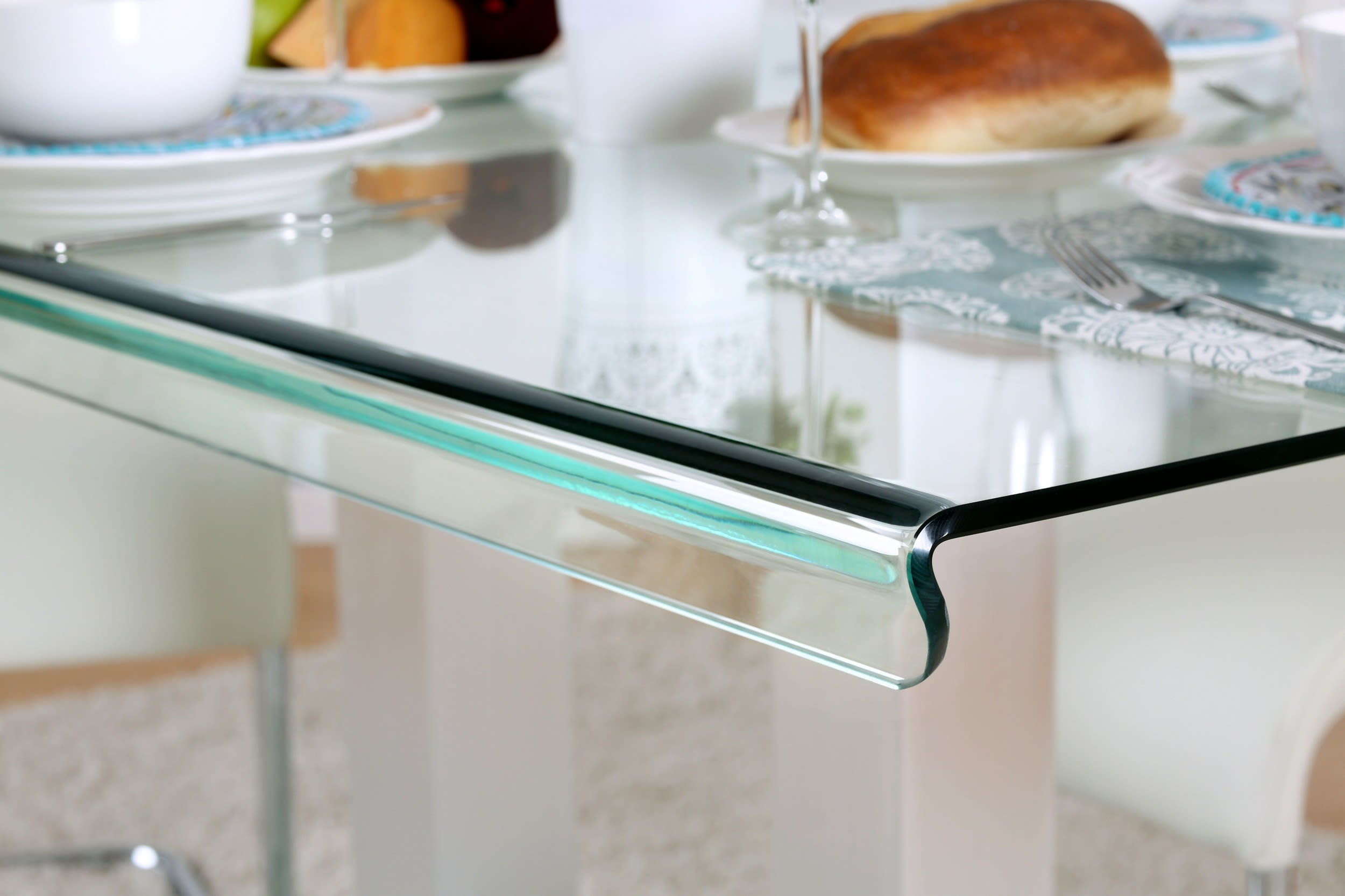 Cuerva Contemporary Glass Top Dining Table