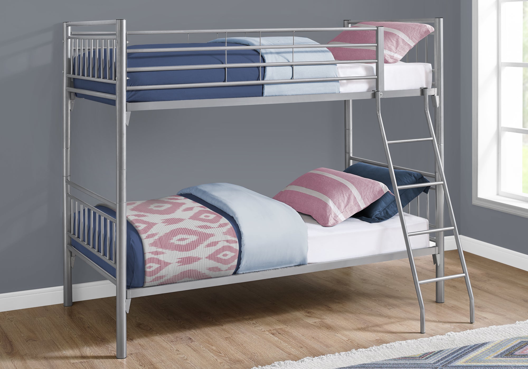 Bunk Bed - Twin / Twin Size / Detachable Silver Metal