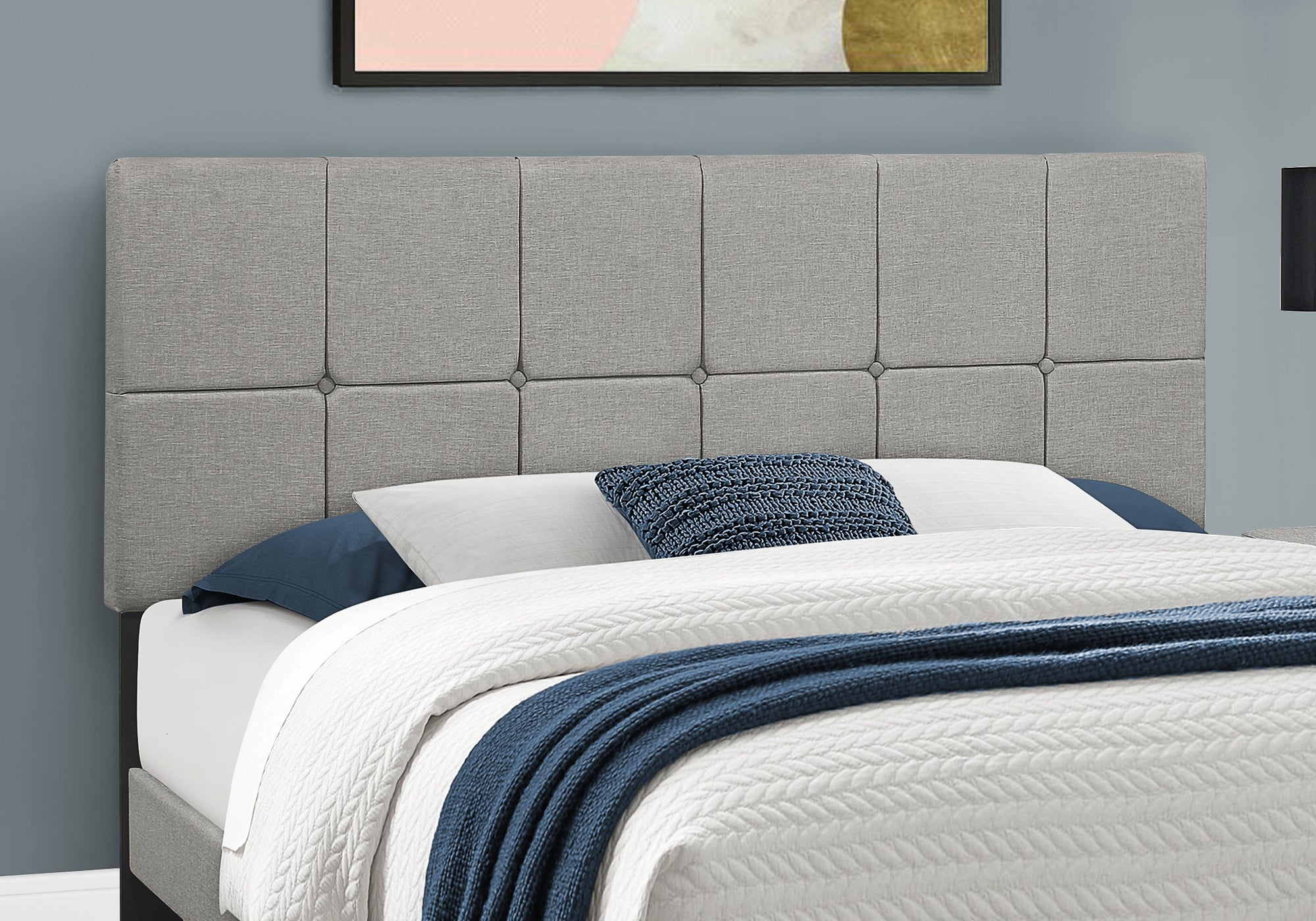 Bed - Queen Size / Grey Linen