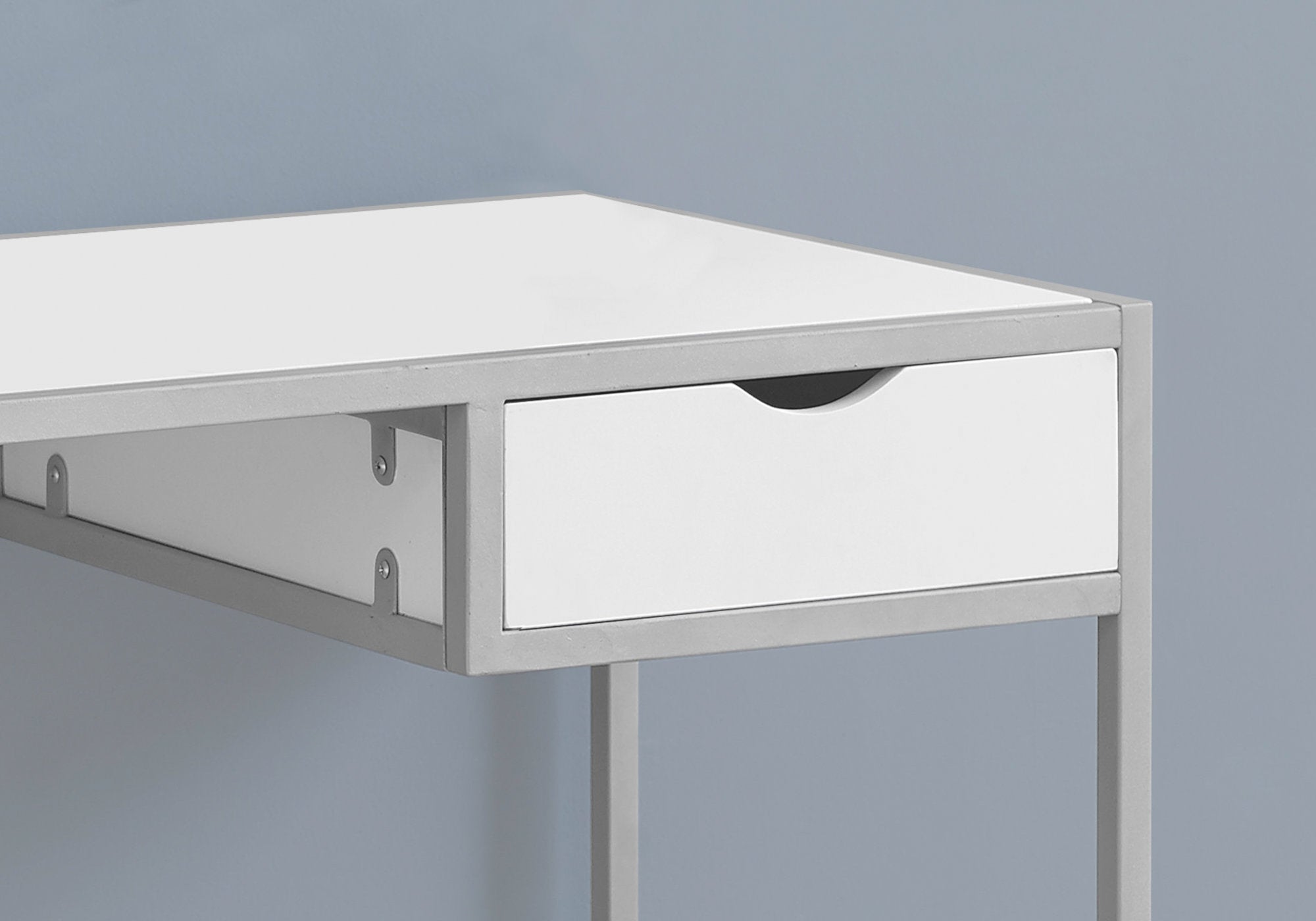 Computer Desk - 42L / White / Silver Metal