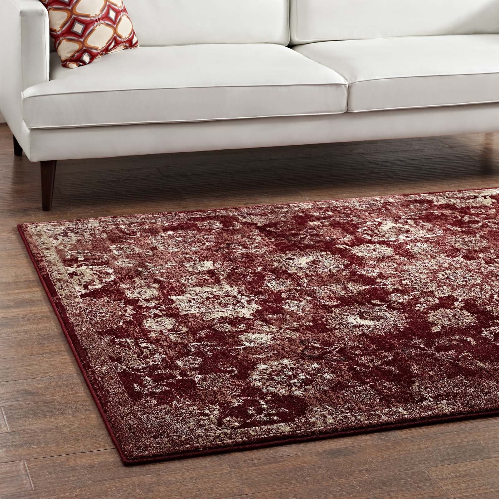 Cynara Distressed Floral Persian
Medallion 5x8 Area Rug