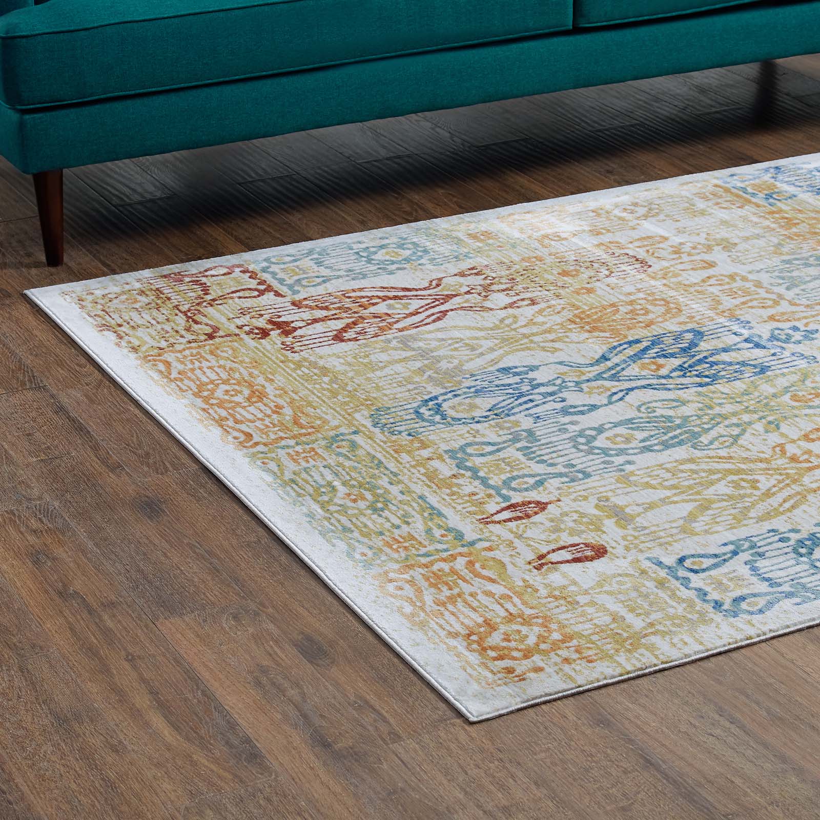 Solimar Distressed Southwestern Aztec 8x10 Area Rug