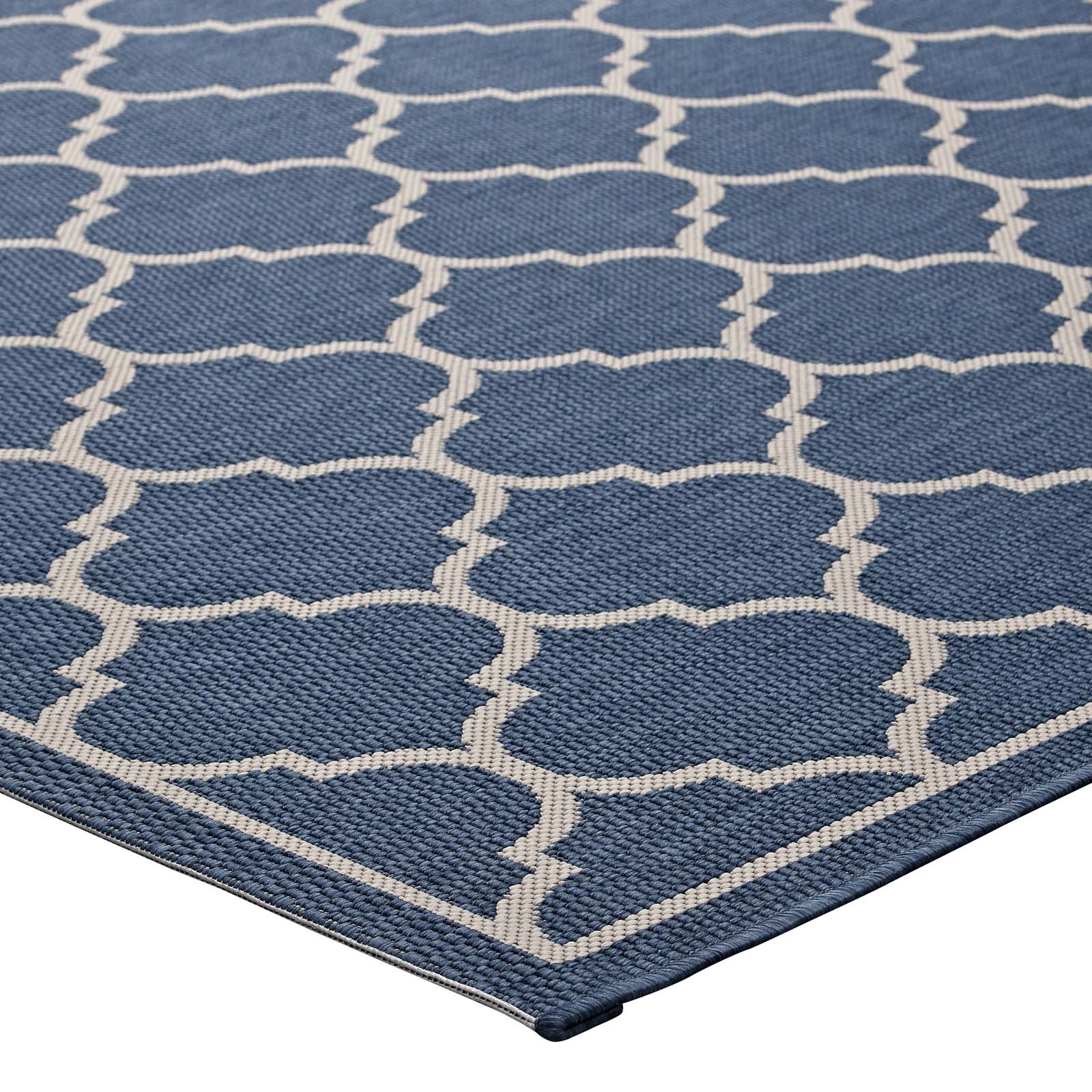 Avena Moroccan Quatrefoil Trellis 5x8 Indoor and Outdoor Area Rug